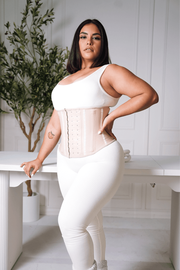 SqueezMeSkinny 10" MAX COMPRESSION WAIST TRAINER. meduim torso tightest fitting colombian latex waist trainer by squeez me skinny 