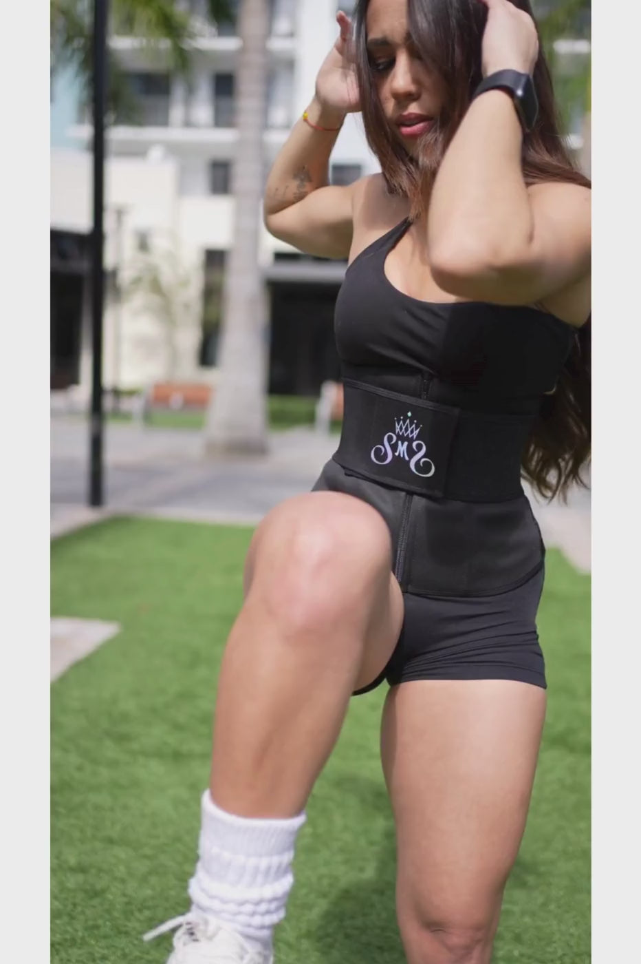 girl exercising in colombian waist trainer