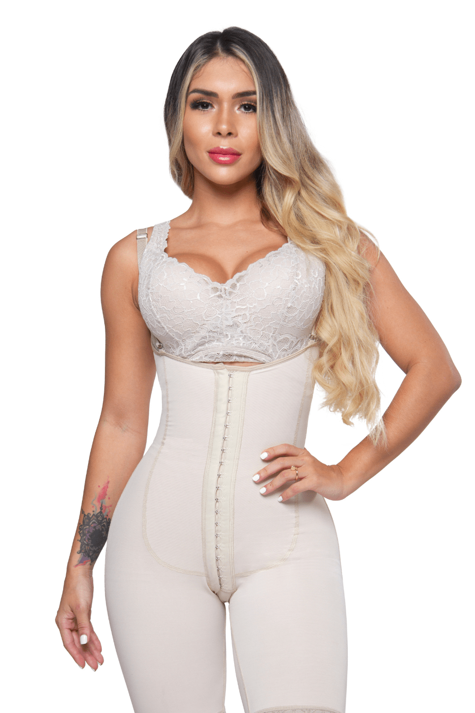 Waist Trainers vs Shapewear: Which is Better?